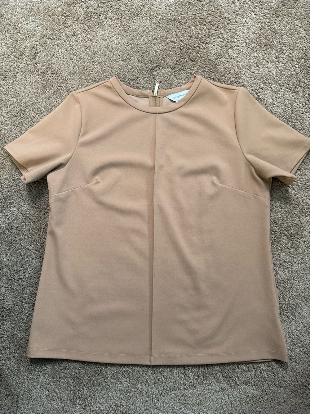 Liz Claiborne Women's Short Sleeve Zip-Back Top - size medium